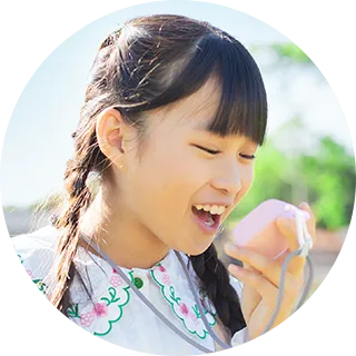 文字を音声に自動変換し、声を出せない時もやり取りできる